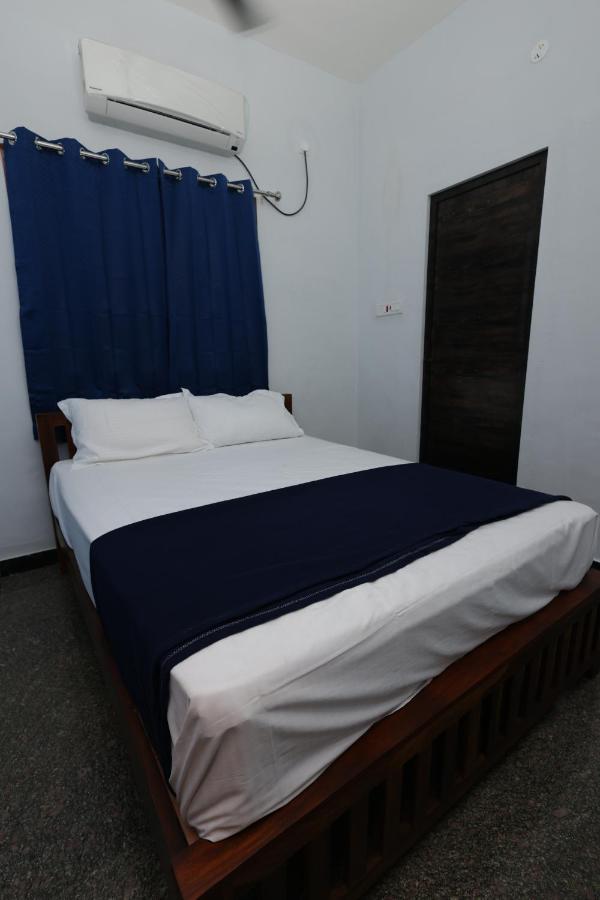 Omkara - The Fives Guest House Tiruvannamalai Luaran gambar