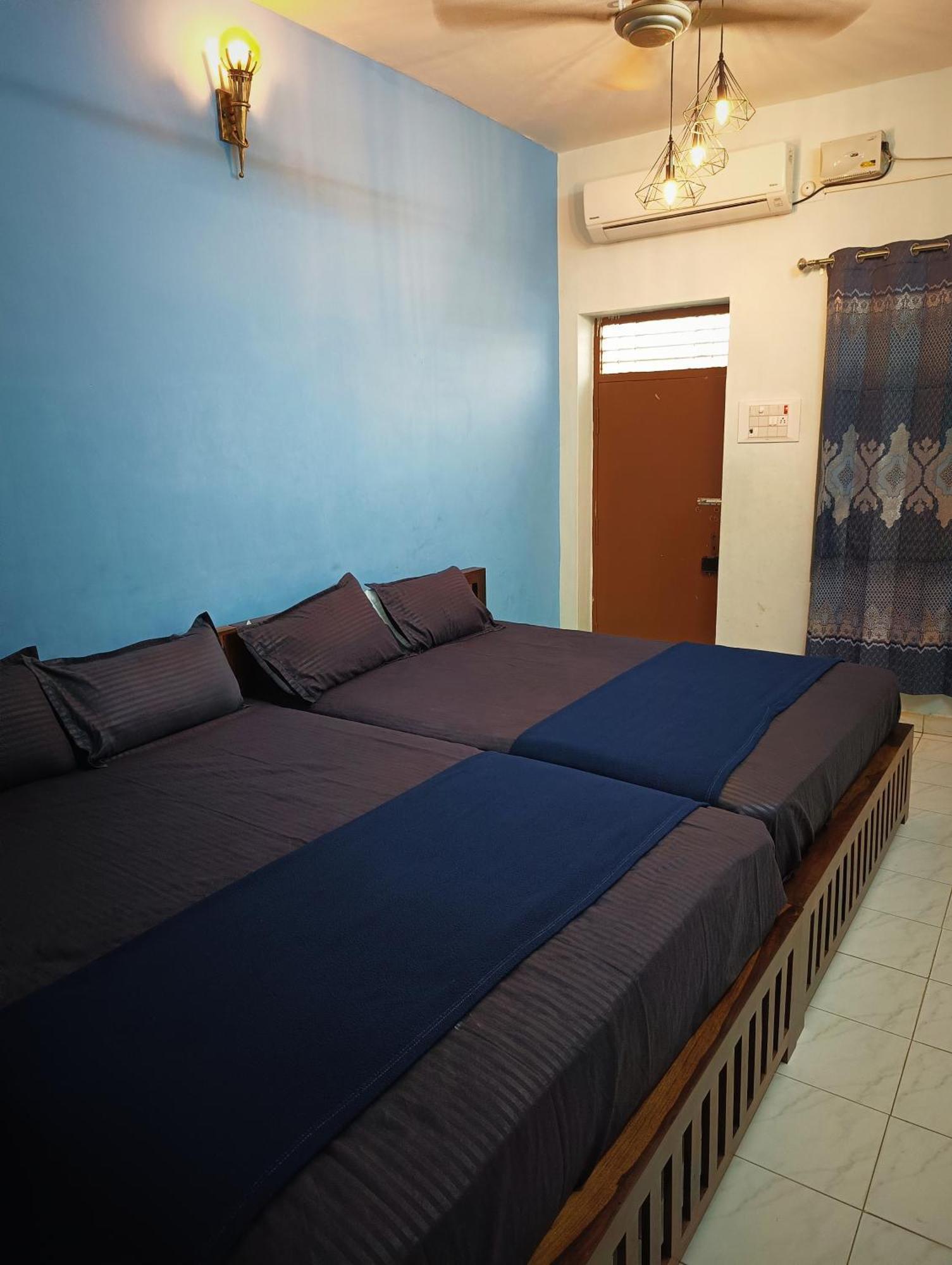 Omkara - The Fives Guest House Tiruvannamalai Luaran gambar